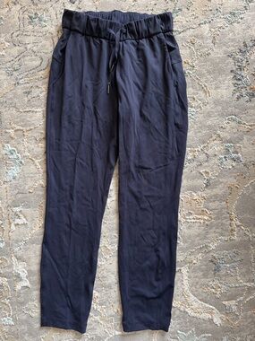 Lululemon on the fly pant